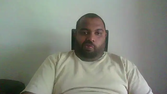 Snapshot of FatCockBoySL chatting on July 4, 5:02 am FatCockBoySL online show from July 4, 5:02 am