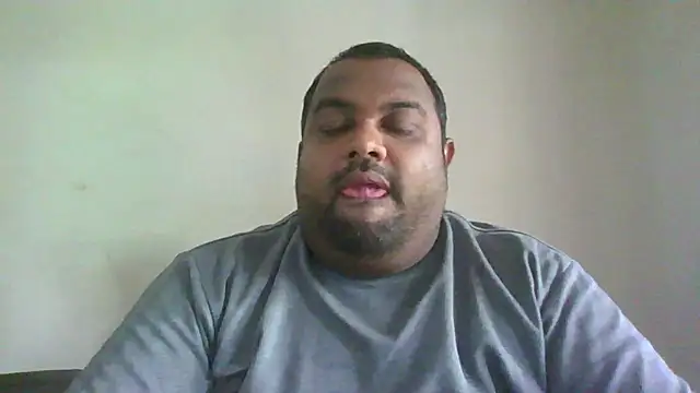 Snapshot of FatCockBoySL chatting on July 25, 3:48 am FatCockBoySL online show from July 25, 3:48 am