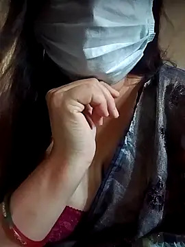 naughtymadam online show from April 13, 4:40 am