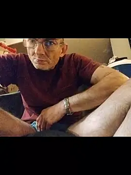 Snapshot of ROBERT0516 chatting on October 31, 4:02 am ROBERT0516 online show from October 31, 4:02 am