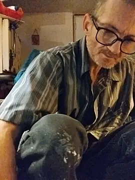 Snapshot of ROBERT0516 chatting on November 11, 3:50 am ROBERT0516 online show from November 11, 3:50 am