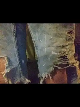 ROBERT0516 online show from April 16, 10:27 am