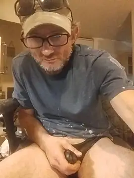 Snapshot of ROBERT0516 chatting on May 22, 7:30 pm ROBERT0516 online show from May 22, 7:30 pm