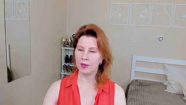 Snapshot of FoxySophia chatting on February 23, 6:23 pm FoxySophia online show from February 23, 6:23 pm