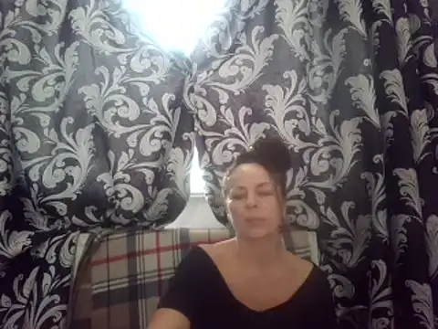 LindaStarS online show from February 12, 8:27 am