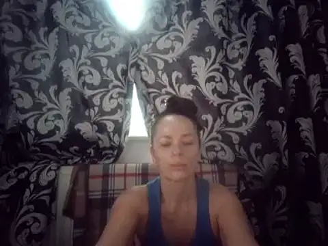 LindaStarS online show from February 14, 5:51 am