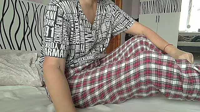 LindaStarS online show from January 11, 7:57 am