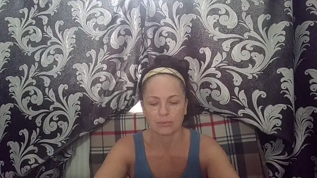 LindaStarS online show from June 13, 5:05 am