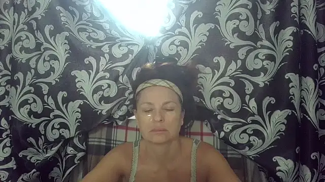 LindaStarS online show from July 14, 4:39 am