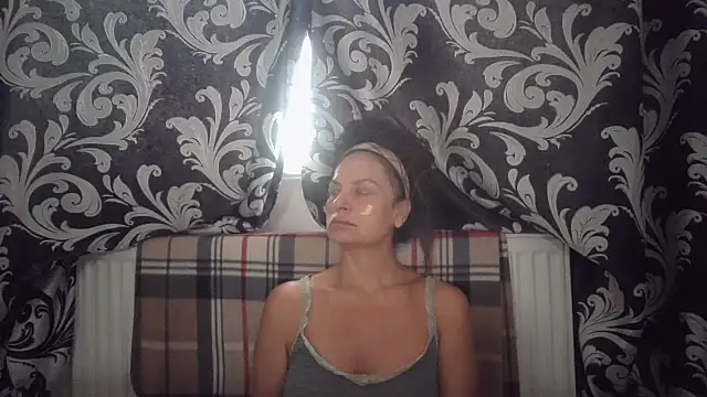 LindaStarS online show from July 21, 5:54 am