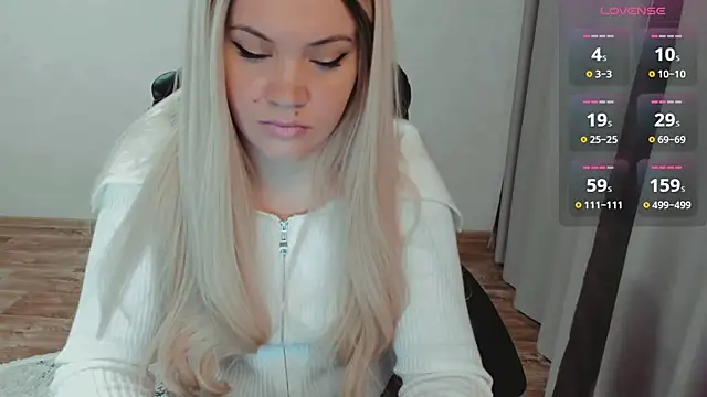 Snapshot of AllAboutLoveXx chatting on February 8, 7:15 am AllAboutLoveXx online show from February 8, 7:15 am