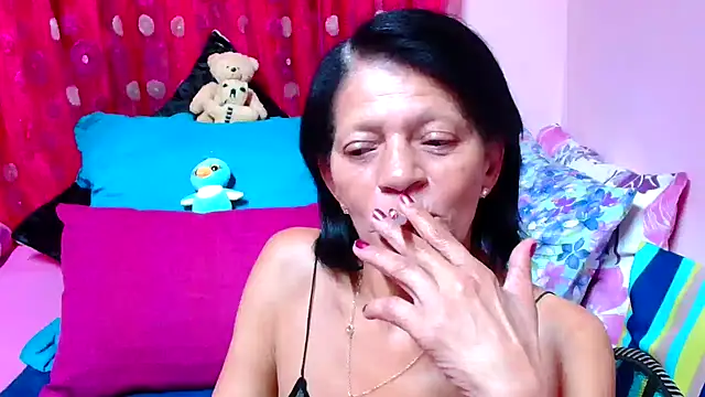 SLUTTYROXY online show from September 17, 7:15 pm