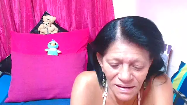 SLUTTYROXY online show from December 17, 6:47 pm