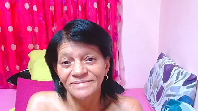 SLUTTYROXY online show from March 13, 5:03 am