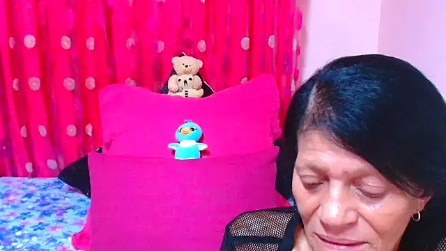 SLUTTYROXY online show from March 18, 6:33 pm