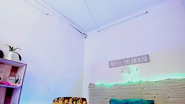 Snapshot of lilahSweet chatting on January 29, 5:35 pm lilahSweet online show from January 29, 5:35 pm