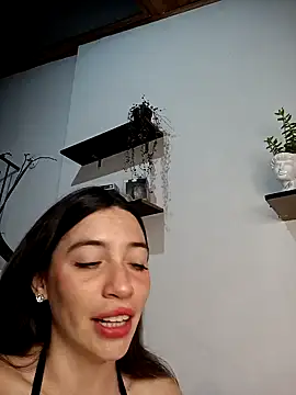 loveuu-bae online show from January 11, 12:44 am