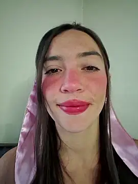 loveuu-bae online show from October 31, 10:00 pm