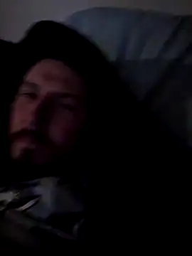 Snapshot of UncutHammer69 chatting on January 3, 4:59 pm UncutHammer69 online show from January 3, 4:59 pm