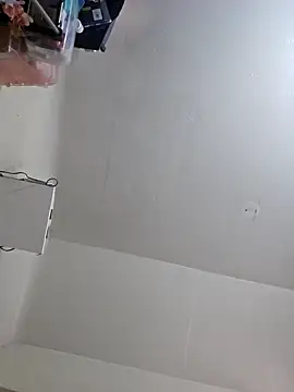 Snapshot of UncutHammer69 chatting on January 22, 5:38 pm UncutHammer69 online show from January 22, 5:38 pm