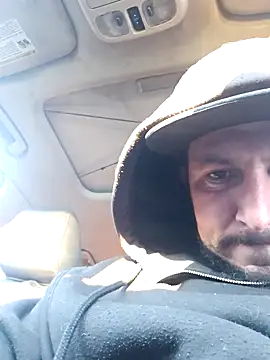 Snapshot of UncutHammer69 chatting on January 23, 3:43 pm UncutHammer69 online show from January 23, 3:43 pm