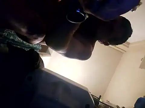 Snapshot of UncutHammer69 chatting on March 16, 4:20 am UncutHammer69 online show from March 16, 4:20 am