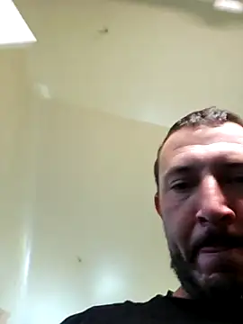 Snapshot of UncutHammer69 chatting on October 22, 6:51 pm UncutHammer69 online show from October 22, 6:51 pm