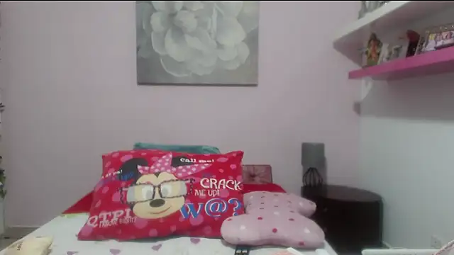 CindyCrawford online show from October 14, 3:29 am