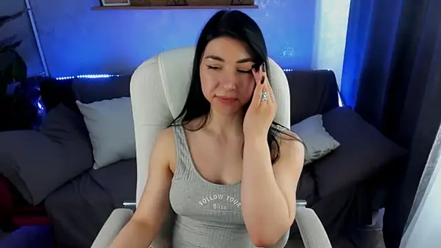 EmilyCandyy online show from March 21, 10:50 am