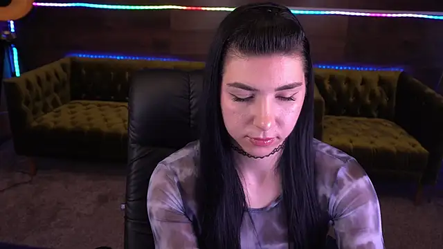 EmilyCandyy online show from September 12, 6:24 am