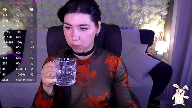 EmilyCandyy online show from June 5, 6:31 am