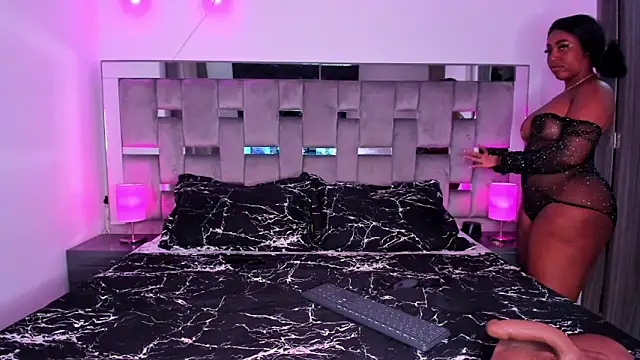 Cammiila online show from March 13, 7:39 pm