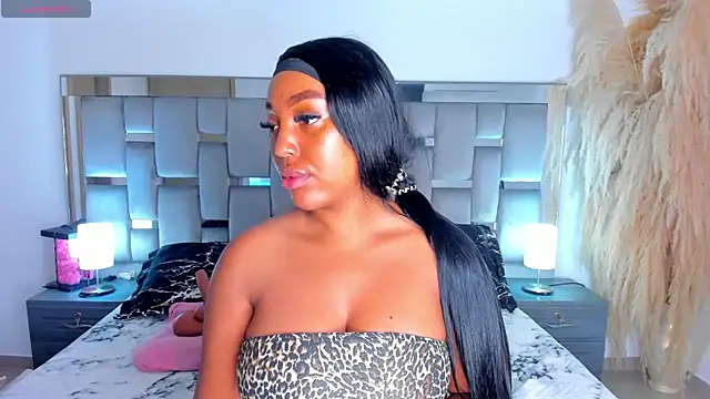 Cammiila online show from March 29, 1:33 pm