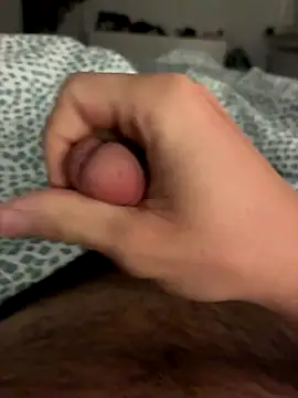 Snapshot of dirtymarek chatting on October 6, 5:05 am dirtymarek online show from October 6, 5:05 am