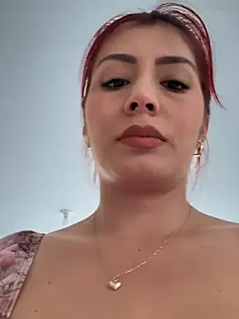 Snapshot of LINDA_PATTY94 chatting on March 14, 9:32 pm LINDA PATTY94 online show from March 14, 9:32 pm