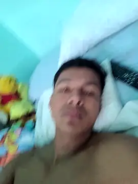 morenito420 online show from February 3, 7:30 pm