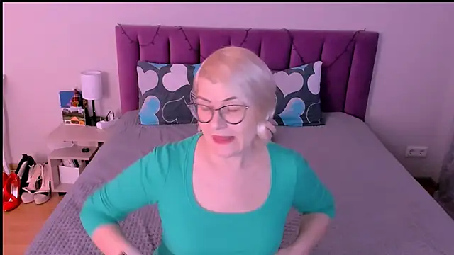 sabrinamacmarren online show from January 18, 12:53 pm