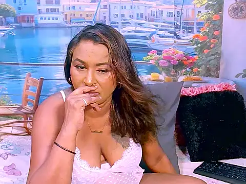 indiansparkle online show from April 10, 6:12 pm