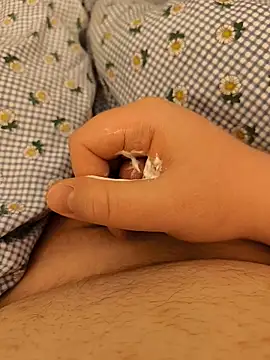 geilerboy2628 online show from April 21, 1:42 am