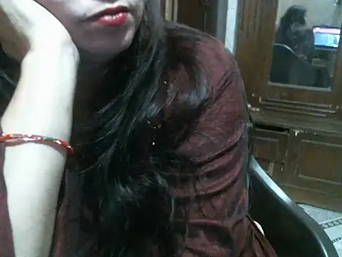Snapshot of UrsMansi chatting on April 24, 9:17 pm UrsMansi online show from April 24, 9:17 pm