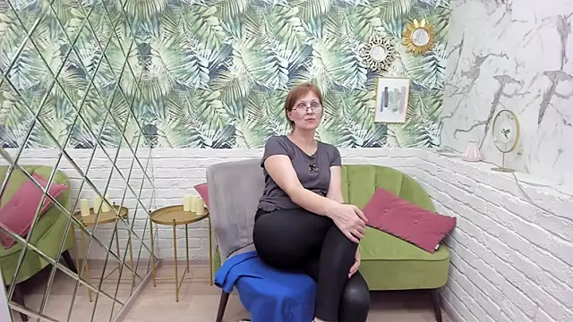 Paris Cherry online show from March 18, 2:15 am