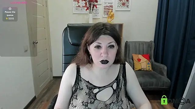 Snapshot of Black_Black_Rose chatting on June 27, 8:14 pm Black Black Rose online show from June 27, 8:14 pm