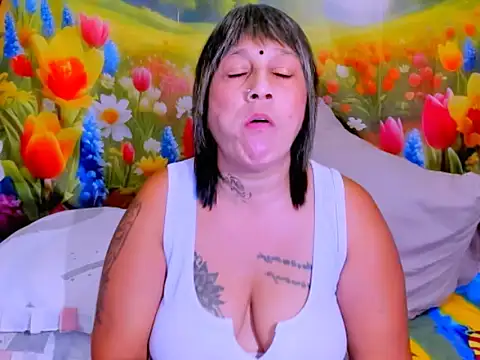 indianroxy online show from April 21, 1:42 am