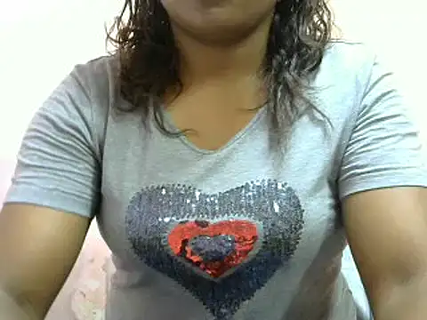 Snapshot of cutybigass chatting on February 14, 11:21 am cutybigass online show from February 14, 11:21 am