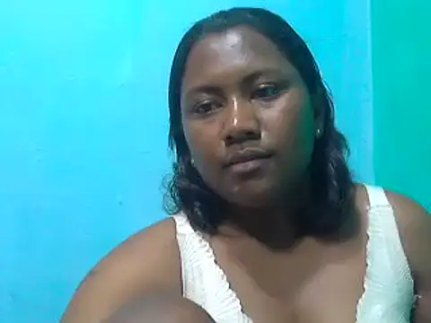 Snapshot of cutybigass chatting on October 6, 6:27 pm cutybigass online show from October 6, 6:27 pm