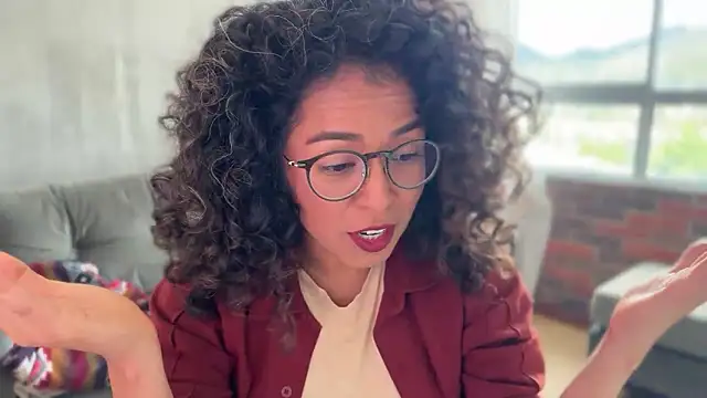 Snapshot of illaroom chatting on March 19, 7:17 pm illaroom online show from March 19, 7:17 pm