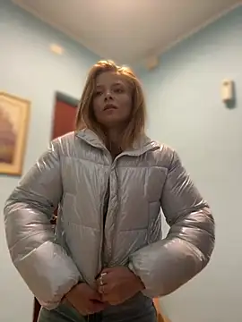 Snapshot of AnastasiaAniess chatting on December 15, 11:20 pm AnastasiaAniess online show from December 15, 11:20 pm