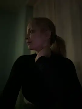 Snapshot of AnastasiaAniess chatting on February 4, 9:41 pm AnastasiaAniess online show from February 4, 9:41 pm