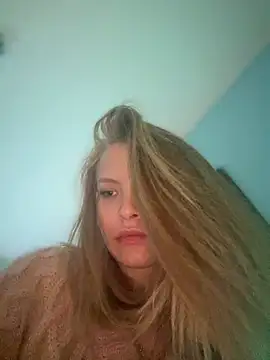 Snapshot of AnastasiaAniess chatting on February 8, 7:49 pm AnastasiaAniess online show from February 8, 7:49 pm