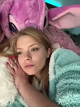 Snapshot of AnastasiaAniess chatting on February 16, 3:05 pm AnastasiaAniess online show from February 16, 3:05 pm